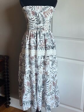 Strapless White, Gray, and Brown Leaf-Print Maxi Dress with Lace Trim